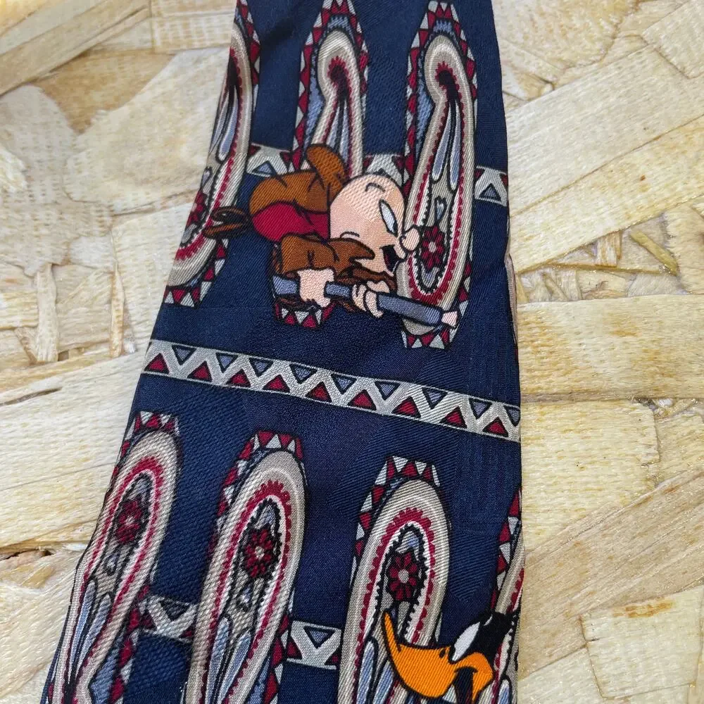 Official Looney Tunes Mania Silk Necktie w/Characters on It - Picture 4 of 6